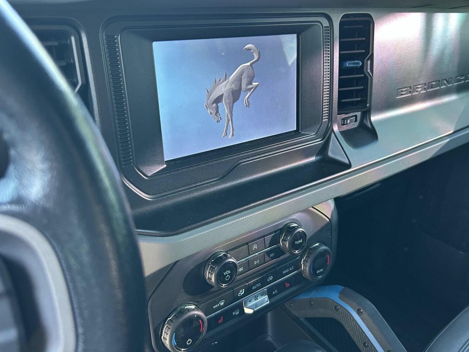 Used 2021 Ford Bronco Black Diamond AWD/4WD image 12