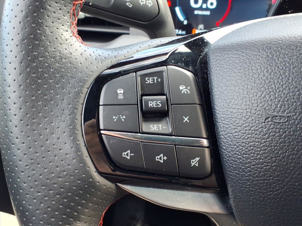 Used 2025 Ford Explorer ST-Line w/ ST-Line Street Pack image 18