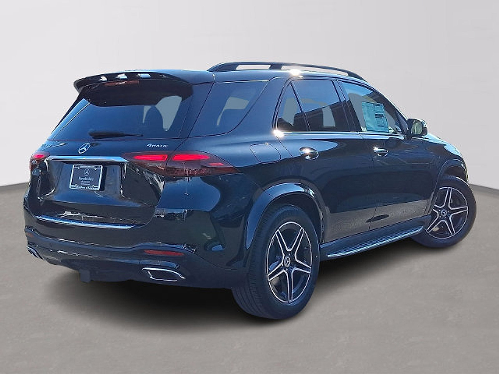 Certified 2026 Mercedes-Benz GLE 450 4MATIC image 4