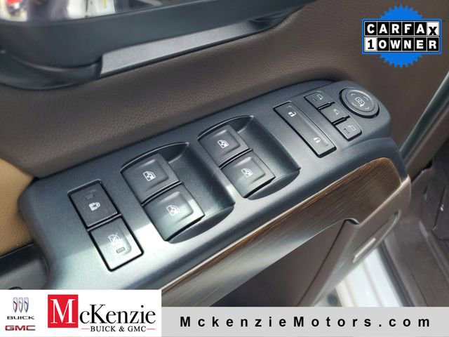 Used 2017 GMC Sierra 2500 Denali w/ Duramax Plus Package AWD/4WD image 9
