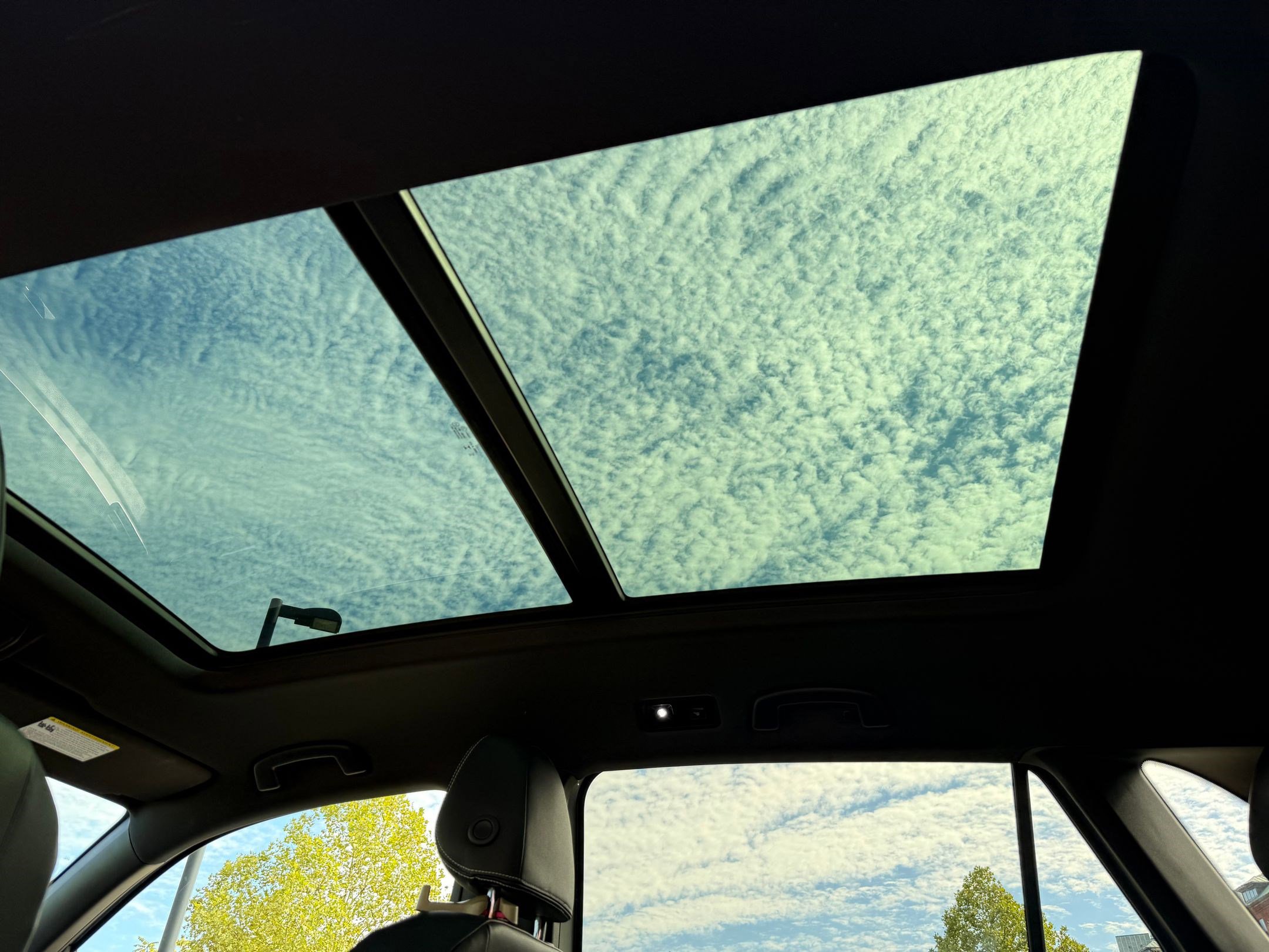 Used 2023 Volkswagen Atlas Cross Sport SEL Premium R-Line image 13