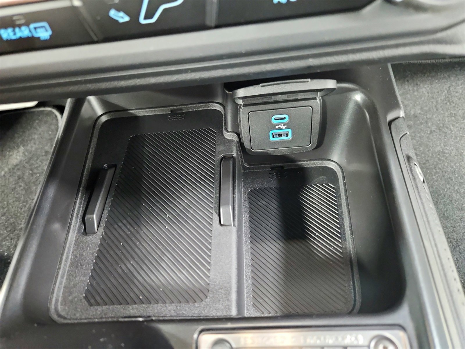 New 2025 Ford Bronco 4-Door image 32