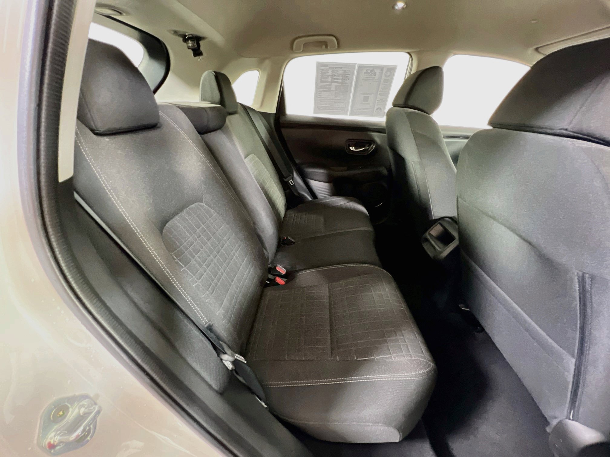 Used 2023 Honda HR-V LX image 24
