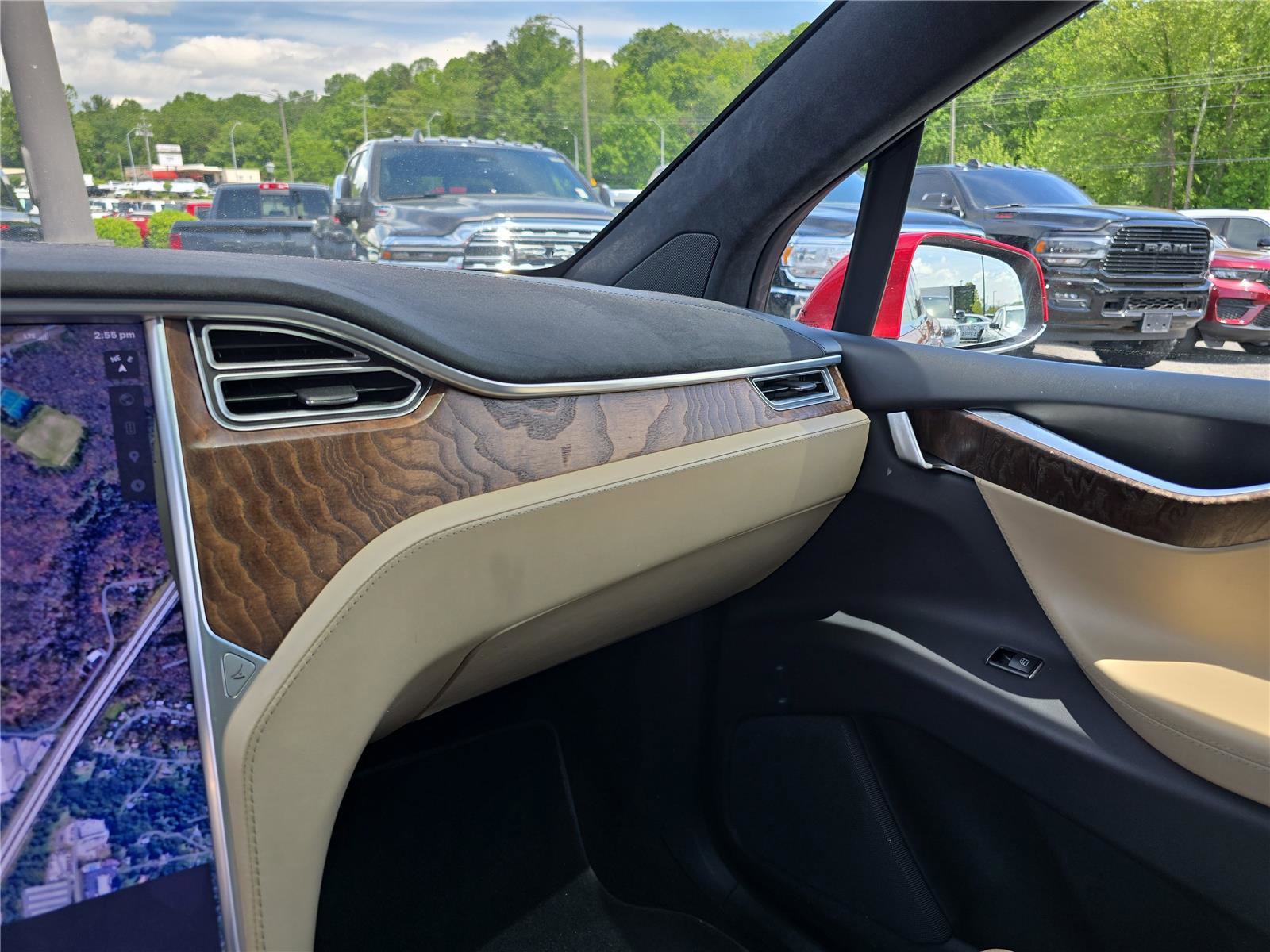 Used 2016 Tesla Model X 75D AWD/4WD image 22
