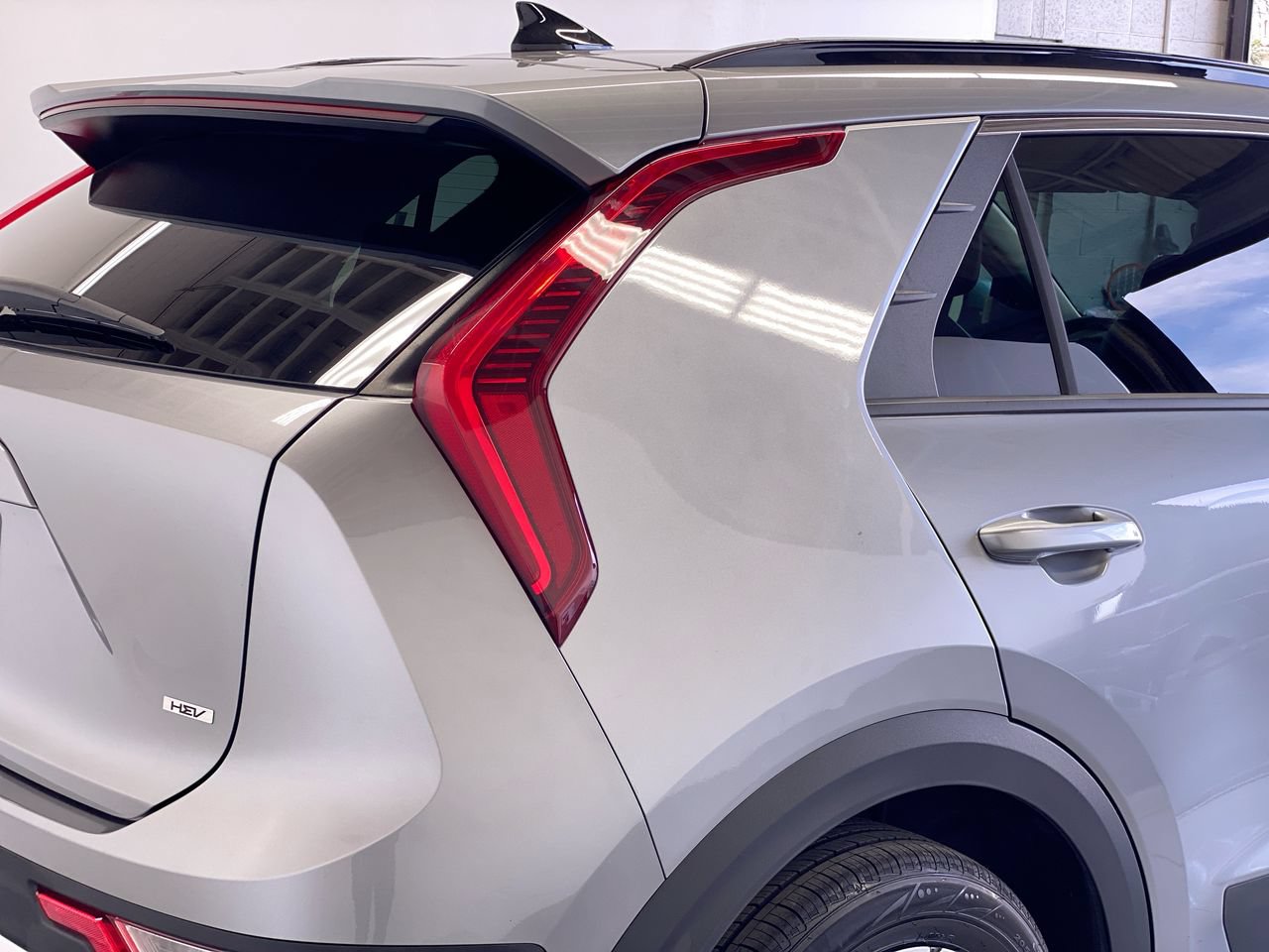 Certified 2025 Kia Niro LX FWD image 10