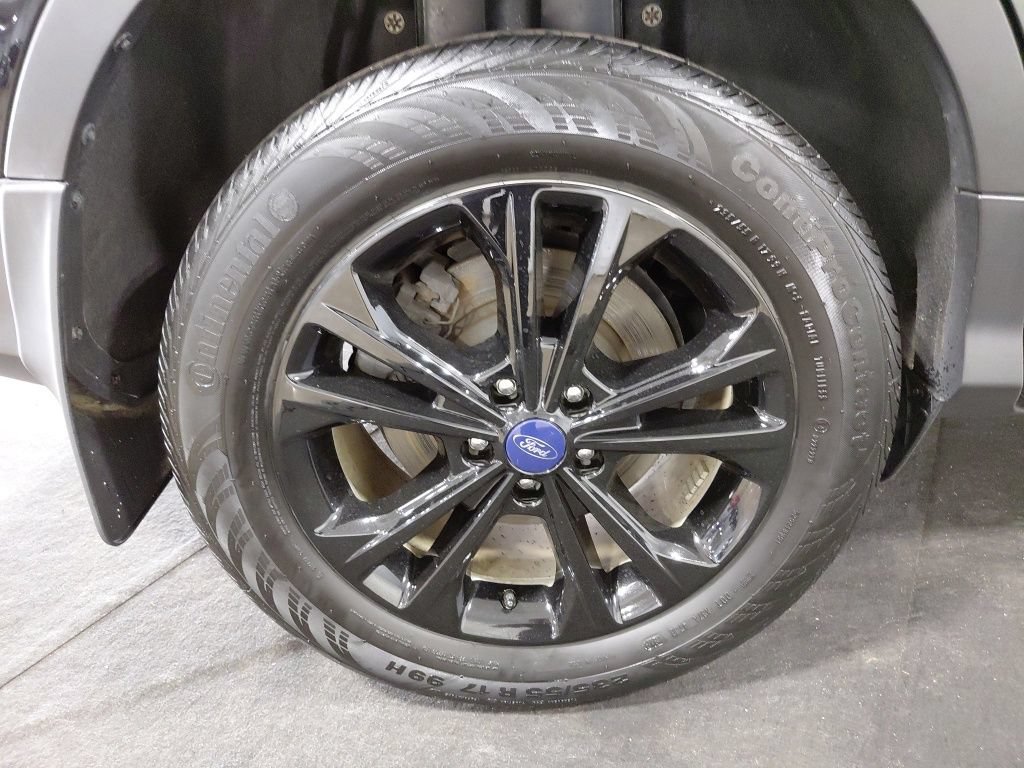 Used 2019 Ford Escape SEL AWD/4WD image 32