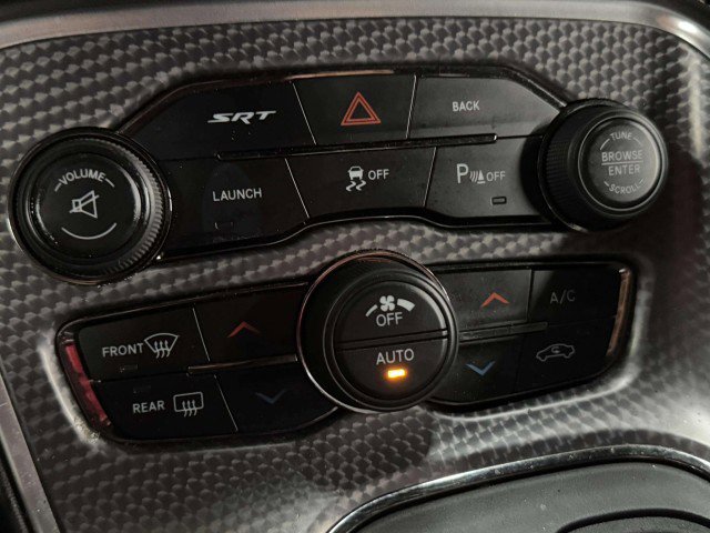 Used 2015 Dodge Challenger SRT Hellcat image 31