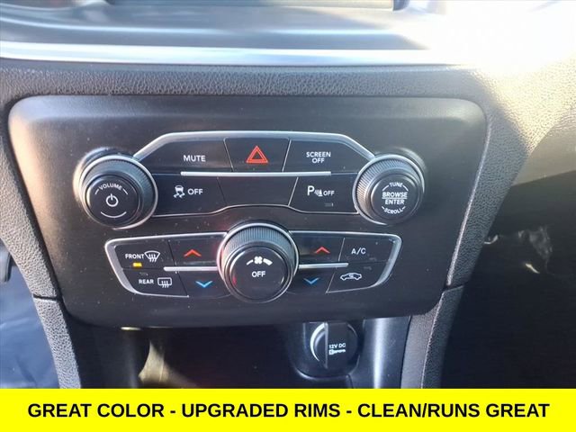 Used 2021 Dodge Charger SXT w/ Blacktop Package image 20