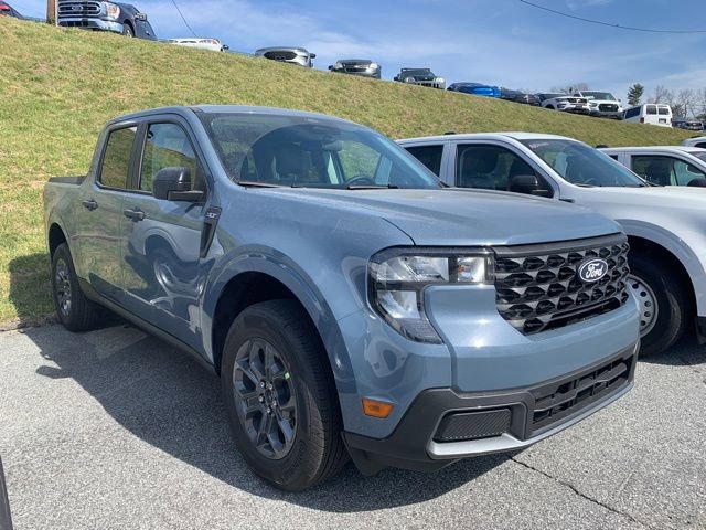 New 2026 Ford Maverick XLT image 2