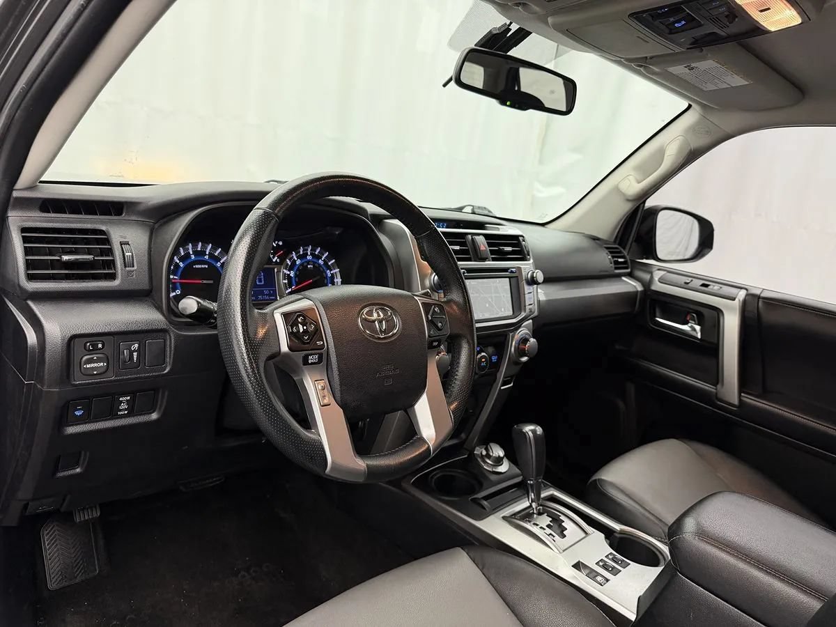 Used 2018 Toyota 4Runner SR5 Premium w/ Wilderness Package AWD/4WD image 10