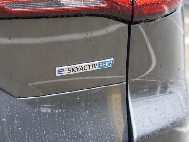 Used 2025 MAZDA CX-90 Plug-In Hybrid w/ Preferred image 11