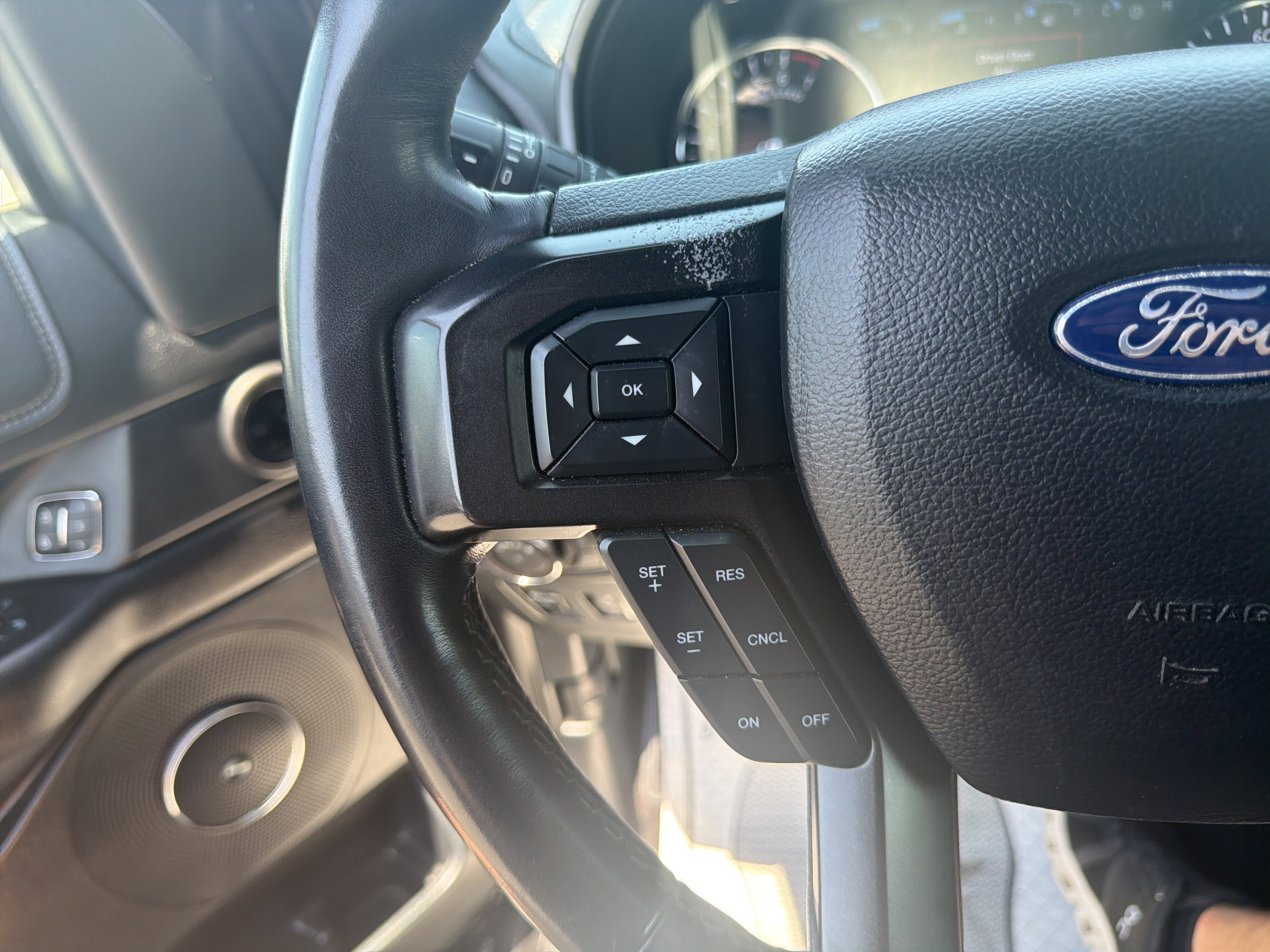 Used 2020 Ford Expedition Max Limited AWD/4WD image 19