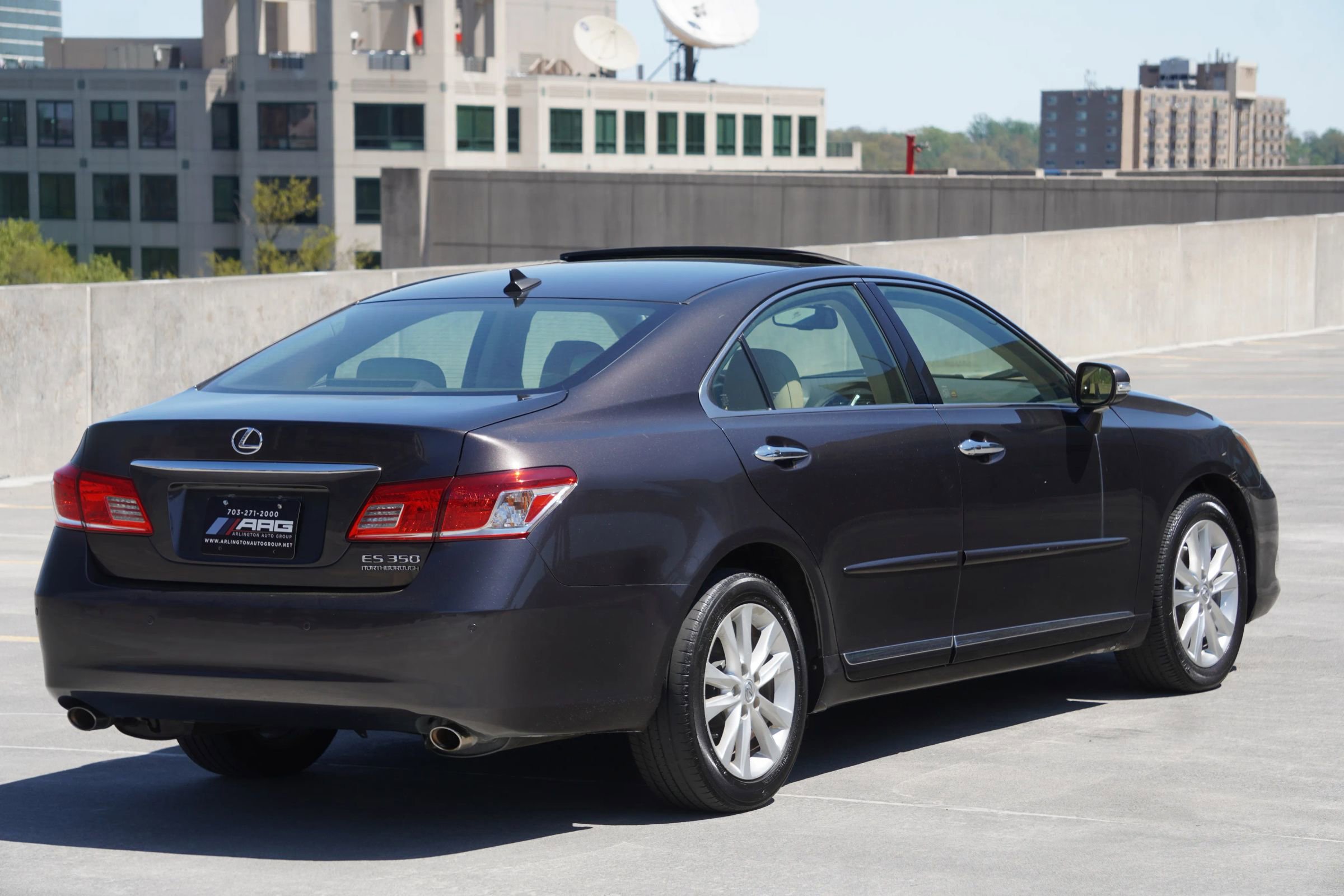 Used 2011 Lexus ES 350 image 19