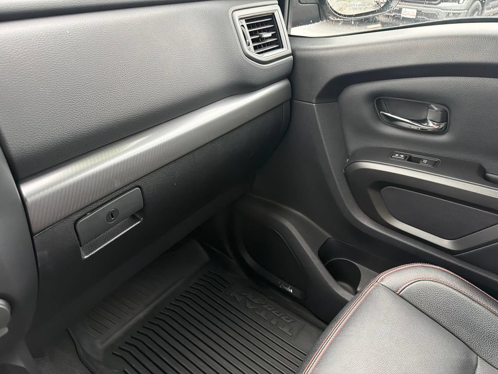 Used 2023 Nissan Titan PRO-4X w/ Pro-4x Convenience Package AWD/4WD image 35