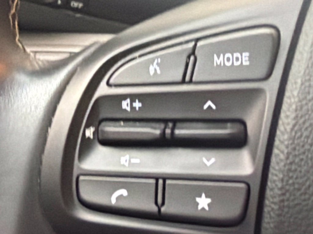 Certified 2026 Hyundai Venue SEL FWD image 21