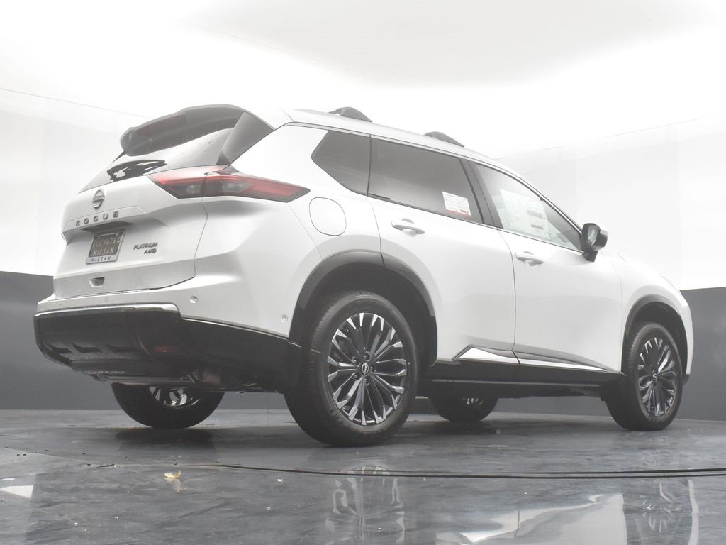 New 2026 Nissan Rogue Platinum image 32