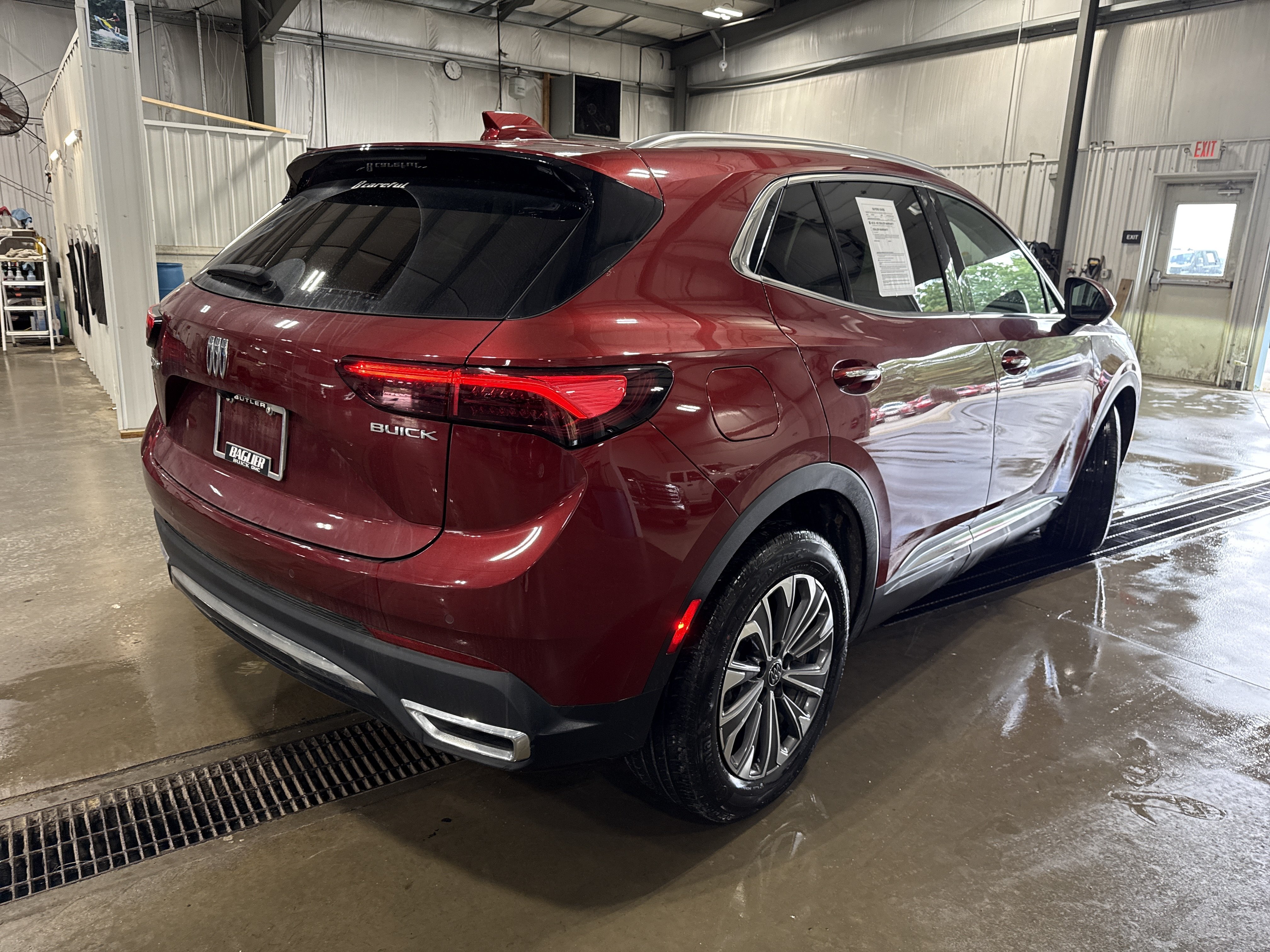 Used 2024 Buick Envision Preferred AWD/4WD image 3