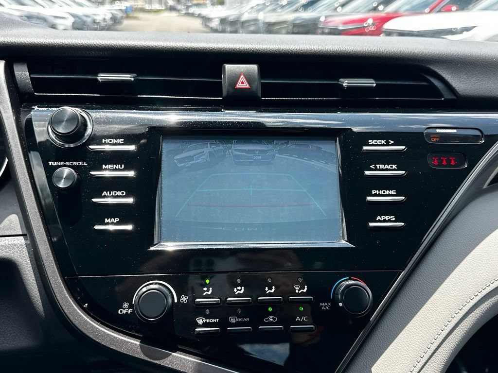 Used 2019 Toyota Camry LE FWD image 26