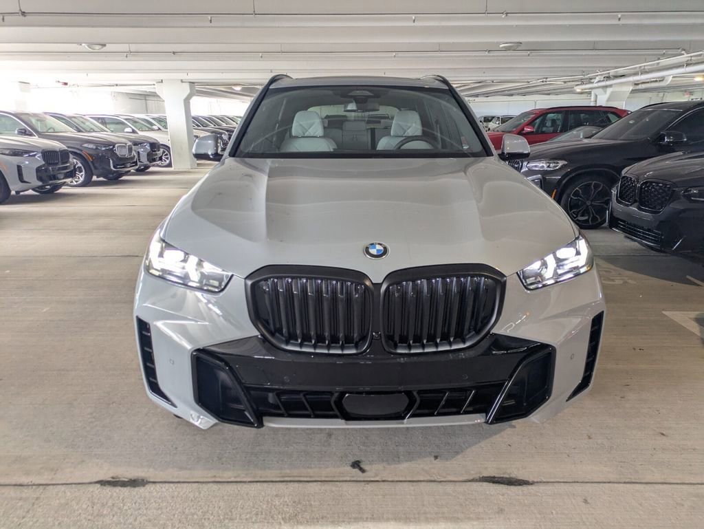 New 2026 BMW X5 sDrive40i RWD image 2