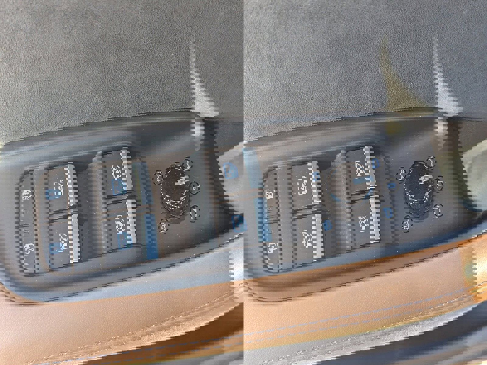 Used 2022 Audi RS Q8 image 25