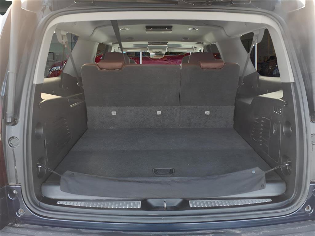 Used 2019 Chevrolet Suburban Premier w/ Premier Plus Edition image 26