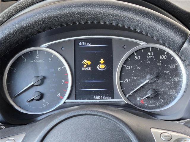 Used 2018 Nissan Sentra SR w/ Technology Package FWD image 10