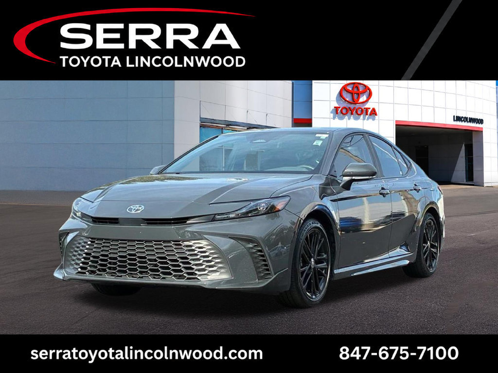 Used 2025 Toyota Camry SE FWD image 1