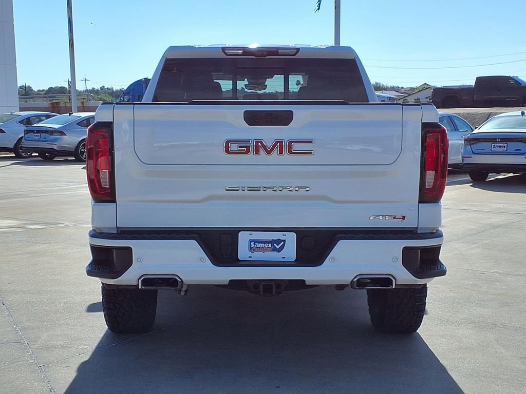Used 2024 GMC Sierra 1500 AT4 w/ Technology Package AWD/4WD image 6