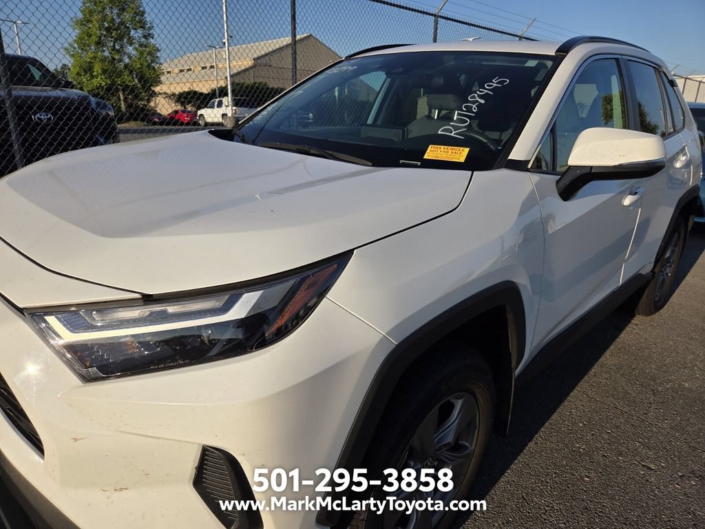 Used 2024 Toyota RAV4 XLE w/ Convenience Package AWD/4WD image 10