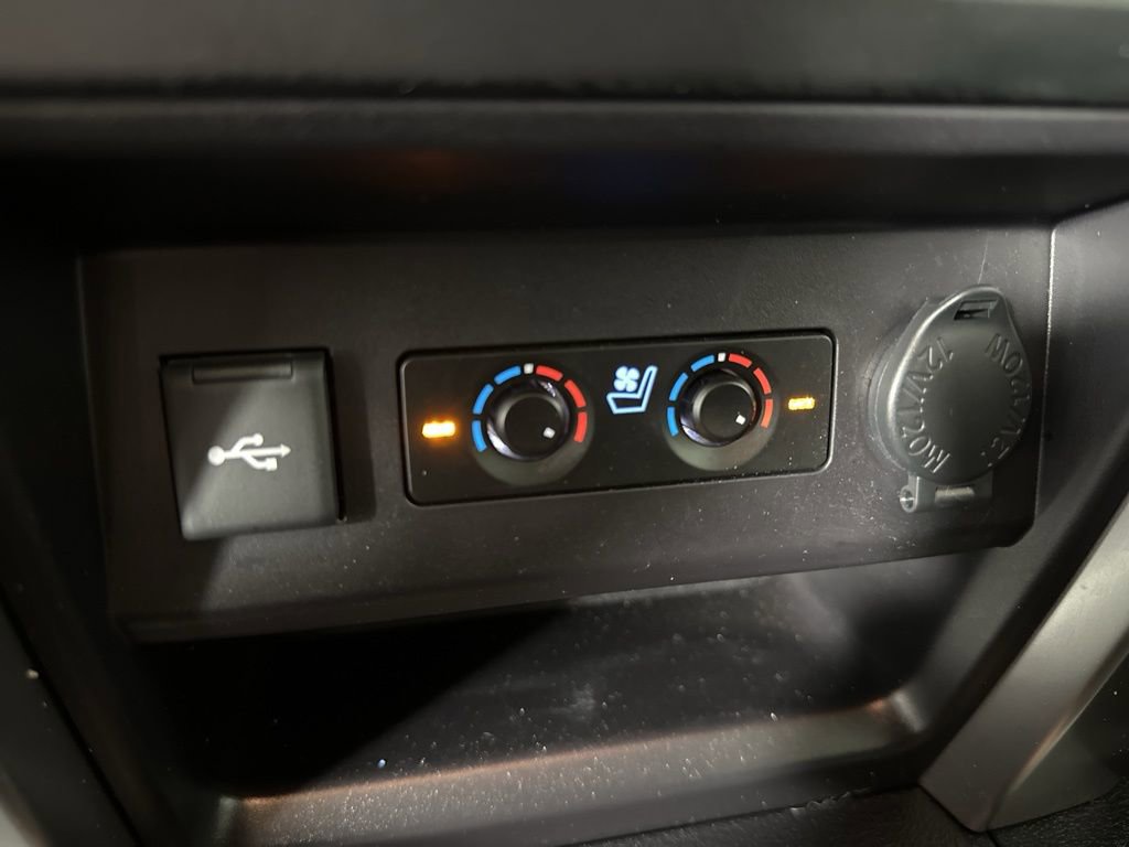 Used 2023 Toyota 4Runner Limited AWD/4WD image 24