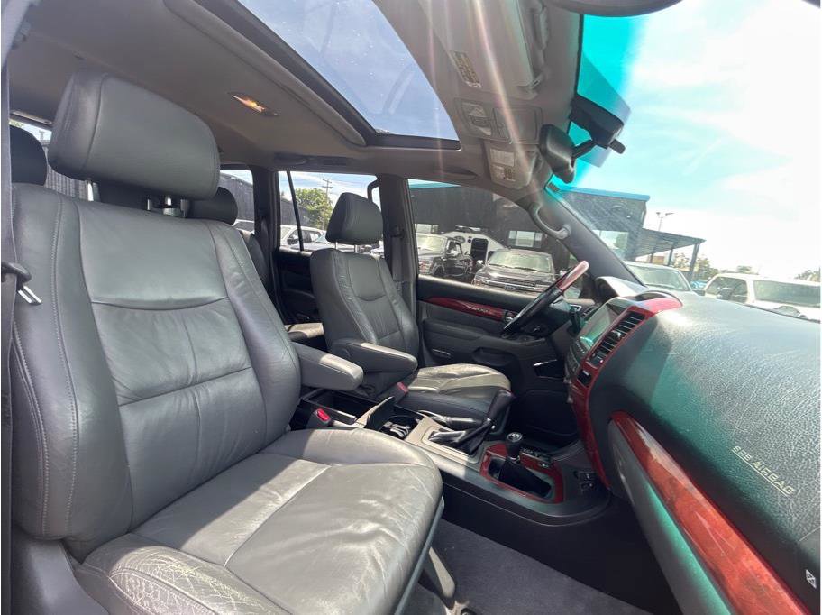 Used 2009 Lexus GX 470 AWD/4WD image 4