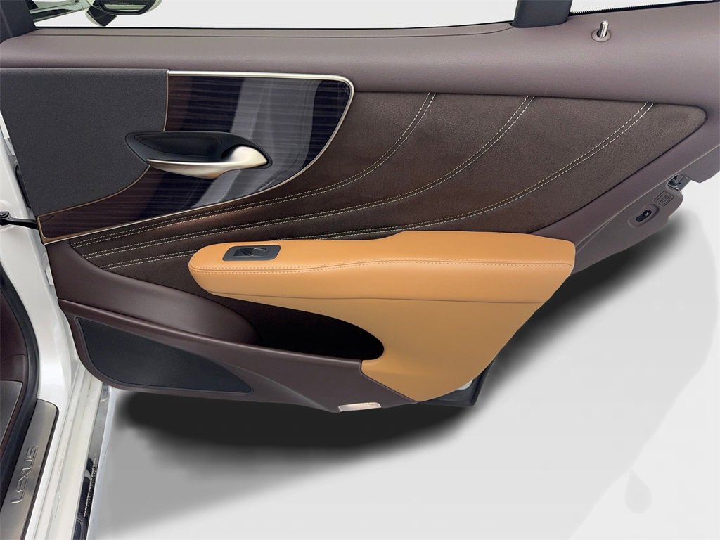 Used 2020 Lexus LS 500 image 42