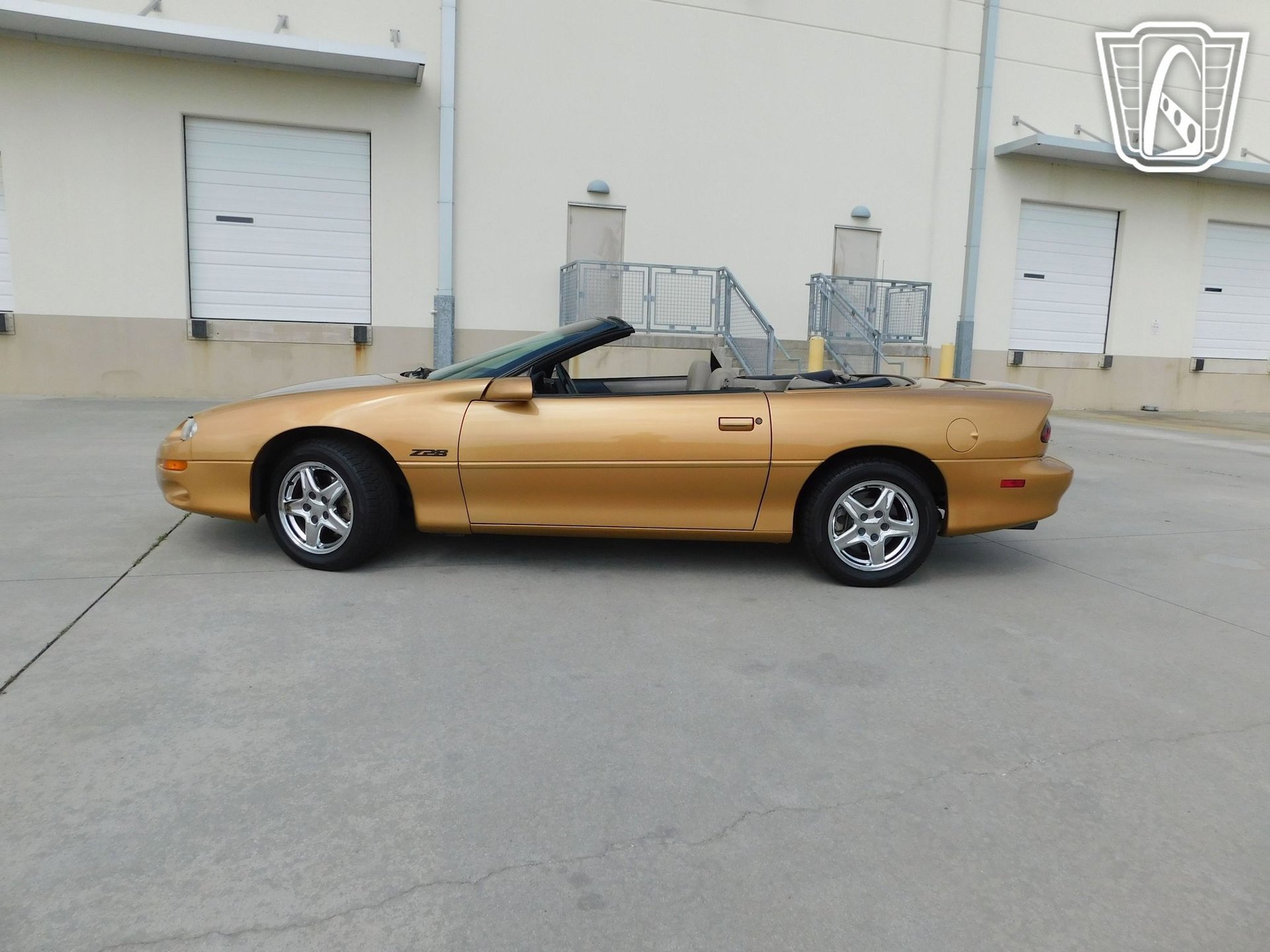 Used 1998 Chevrolet Camaro Z28 RWD image 5