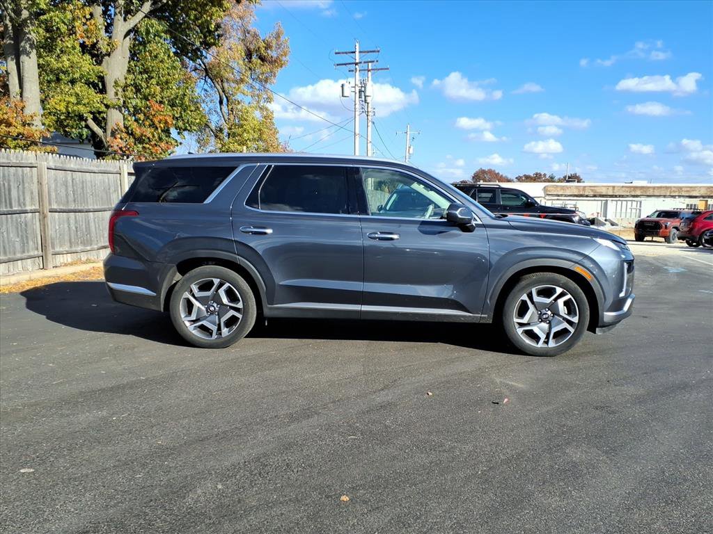 Used 2024 Hyundai Palisade Limited image 10