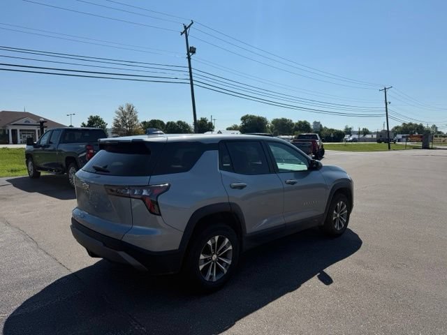 Used 2026 Chevrolet Equinox LT AWD/4WD image 7