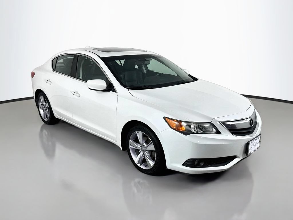 Used 2014 Acura ILX w/ Technology Package FWD image 7