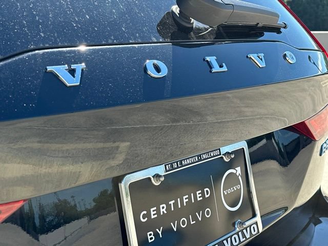 Certified 2025 Volvo V60 B5 Cross Country Plus AWD/4WD image 35