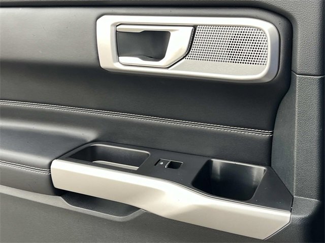 Certified 2022 Ford Explorer Limited w/ Equipment Group 301A image 20