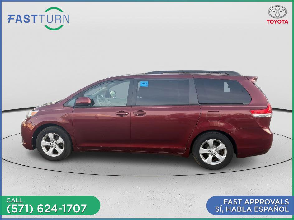 Used 2011 Toyota Sienna LE w/ Towing Pkg FWD image 4