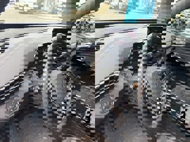 Used 2023 Volkswagen ID.4 S image 16