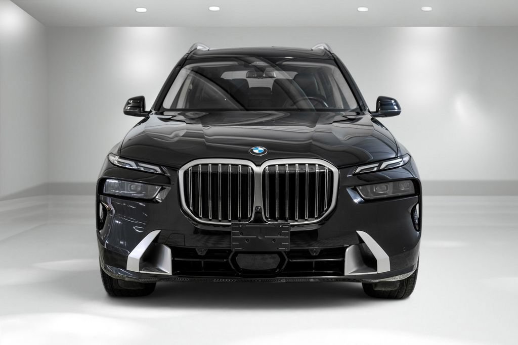 Used 2024 BMW X7 xDrive40i AWD/4WD image 7