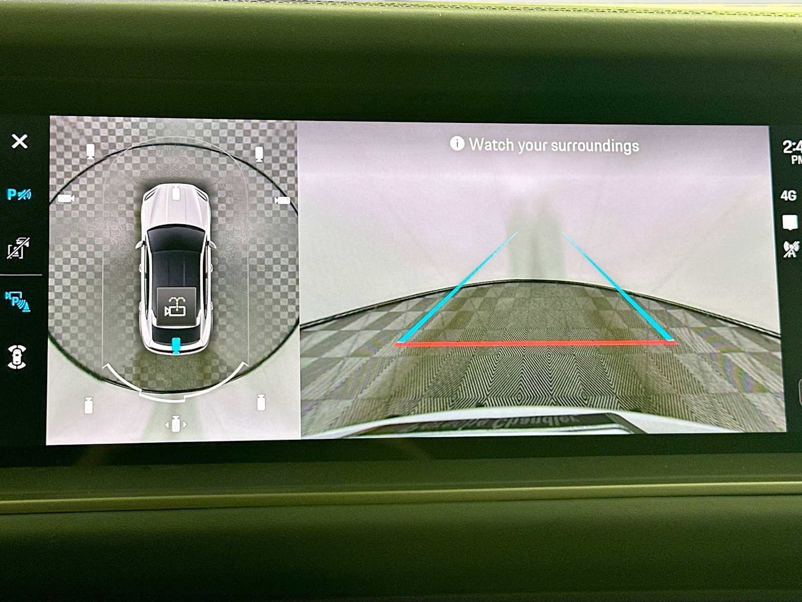 New 2025 Porsche Cayenne Turbo image 16