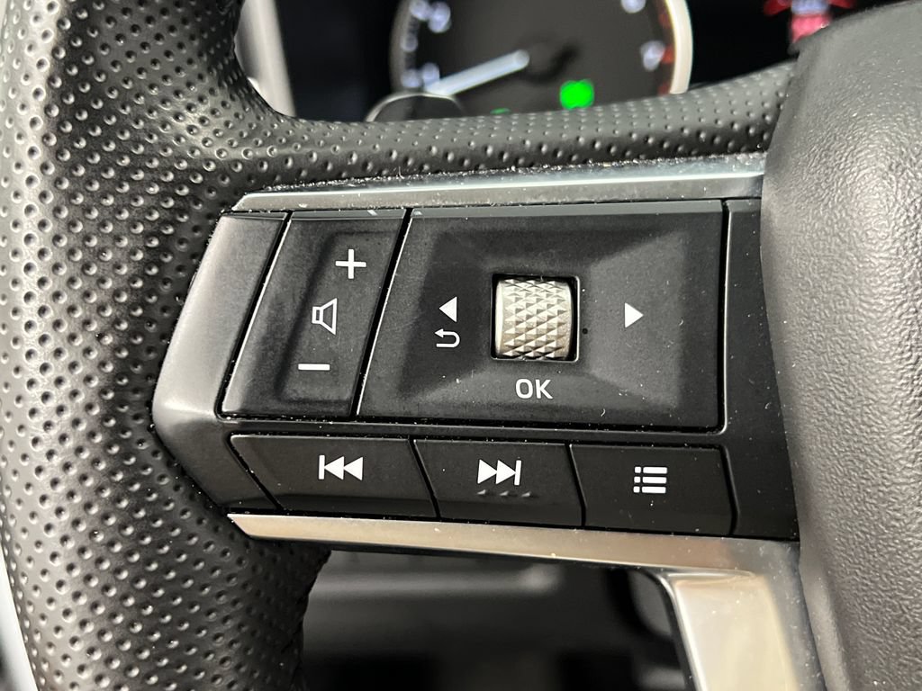 Used 2025 Mitsubishi Outlander SE AWD/4WD image 51