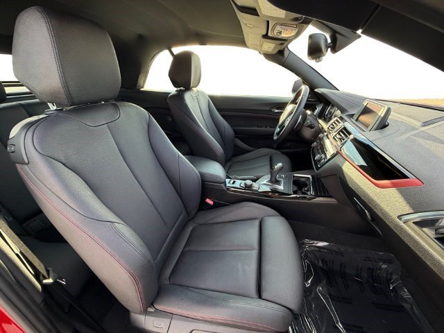 Used 2018 BMW 230i Convertible RWD image 16