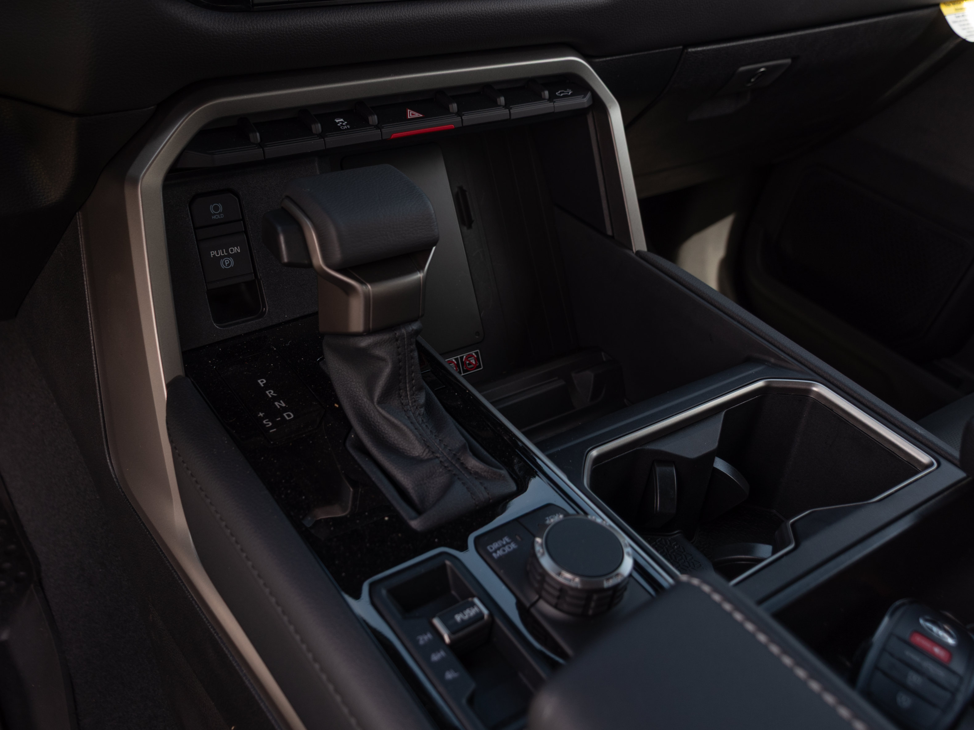 New 2026 Toyota Tundra Limited AWD/4WD image 15