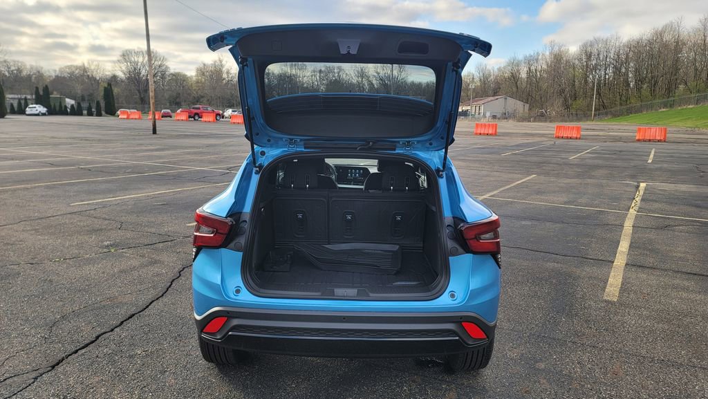 New 2026 Chevrolet Trax RS image 11