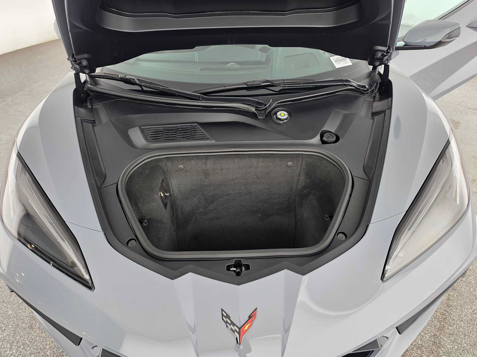 Used 2024 Chevrolet Corvette Stingray Coupe w/ 1LT RWD image 18