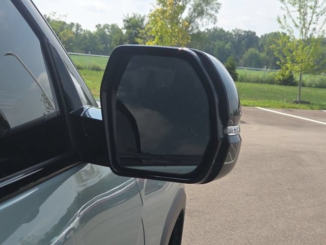 Used 2024 Toyota Tundra Limited AWD/4WD image 6