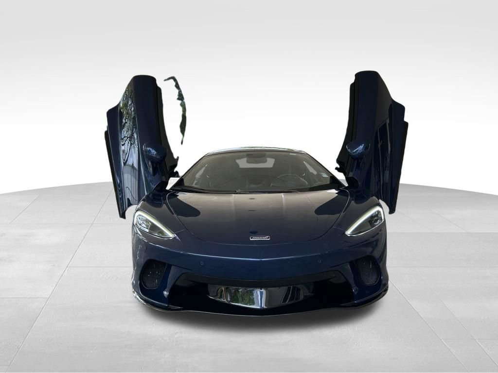 Used 2020 McLaren GT image 53