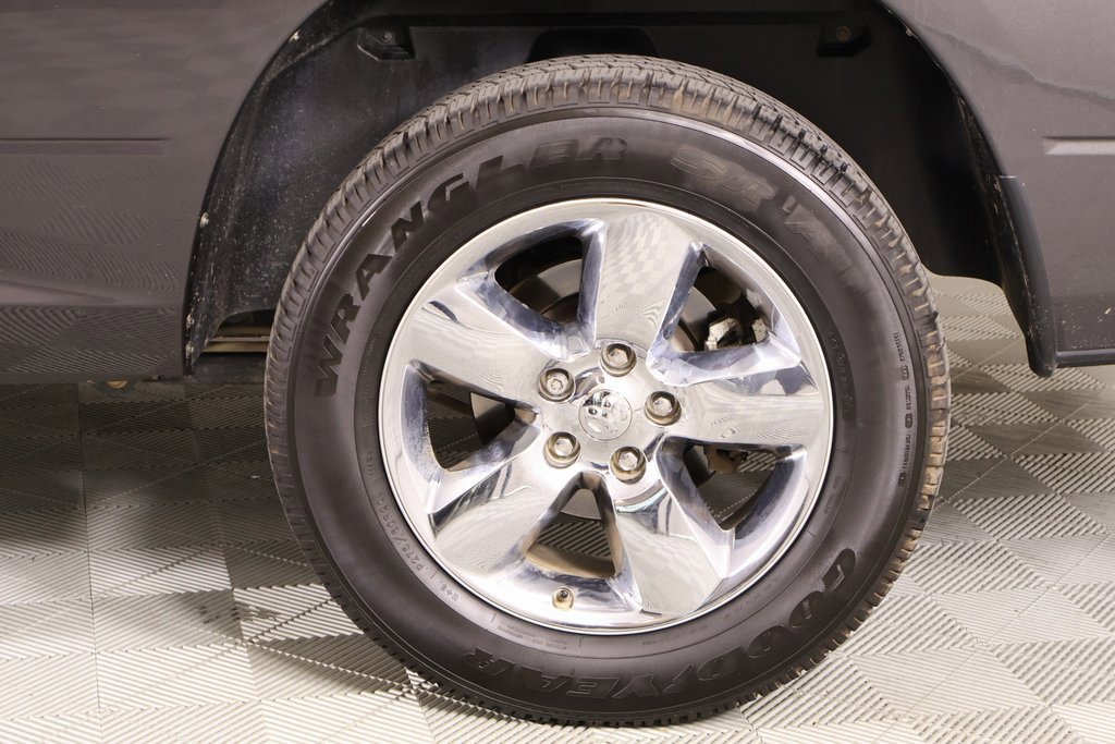 Used 2019 RAM 1500 Tradesman w/ Chrome Plus Package image 16